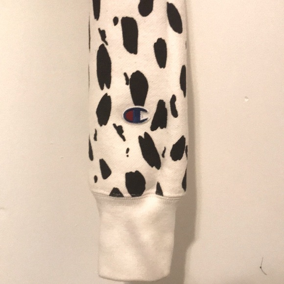 CHAMPION CROPPED SWEATSHIRT SIZE XS LONG SLEEVE BLACK &WHITE PRINT - Picture 3 of 7